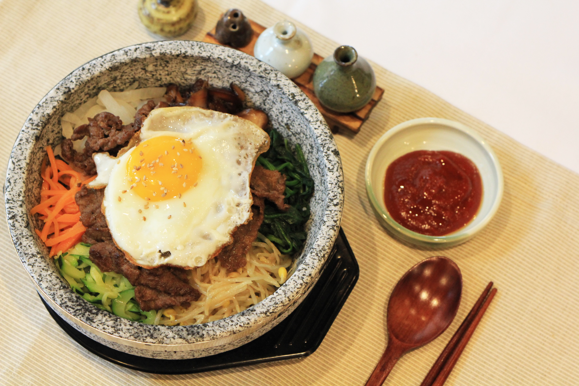 DS7. Dolsot Bibimbap / 돌솥 비빔밥 / 石锅拌饭