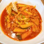 DS20. Tteokbokki / 떡볶이 / 炒年糕 <img src='https://bueokae.ca/wp-content/uploads/2022/04/chili.png' width='15px' />