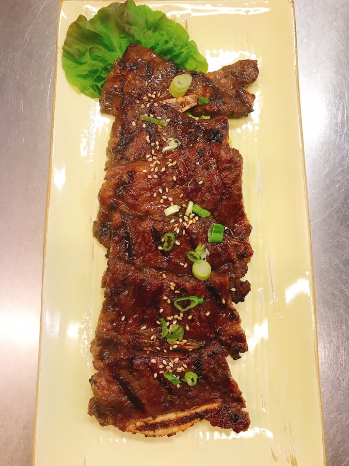 A10. LA Galbi / LA 갈비구이 / 烤牛仔骨