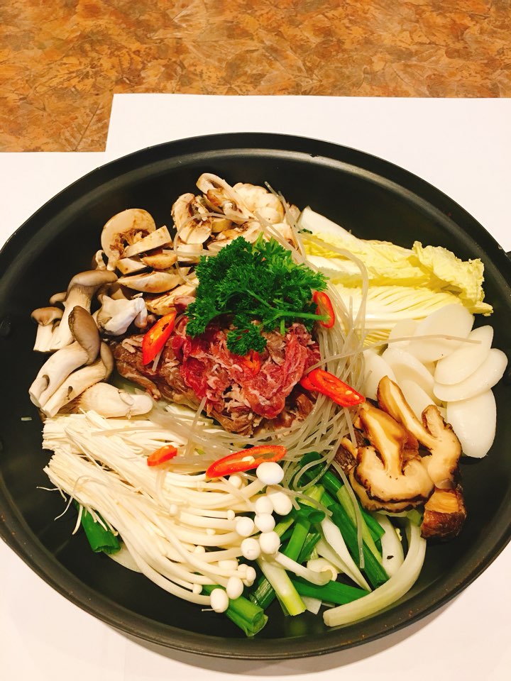 H4. Bulgogi Jeongol / 불고기전골 / 烤牛肉火鍋